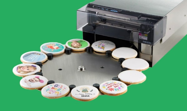 Guide to the Best Edible Printers for macOS article preview with the Eddie–Edible Ink Printer printing cookies.